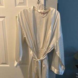 Victoria Secrets nightie w/robe.